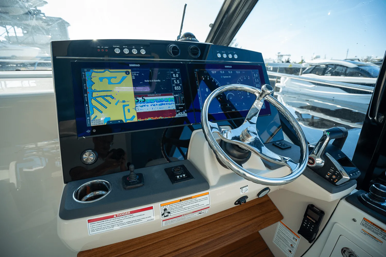 2025 Boston Whaler 405 Conquest Image Thumbnail #15