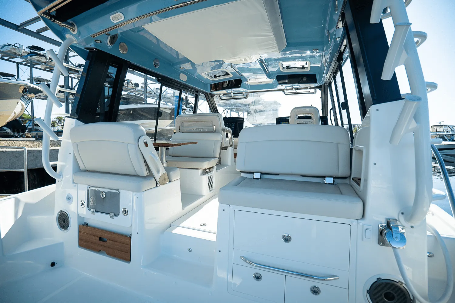 2025 Boston Whaler 405 Conquest Image Thumbnail #5