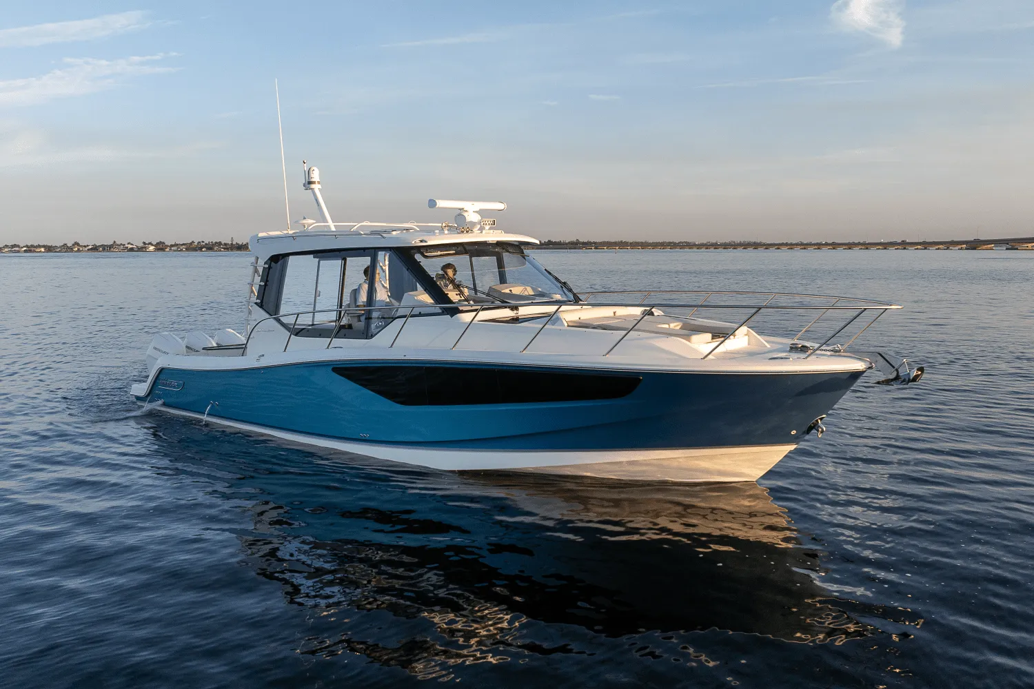 2025 Boston Whaler 405 Conquest Image Thumbnail #0