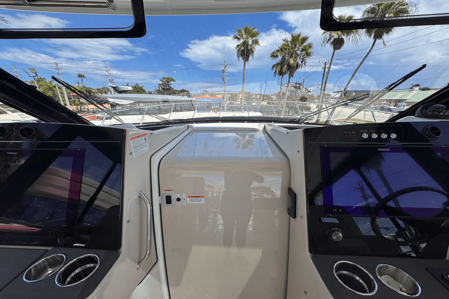 2025 Boston Whaler 405 Conquest Image Thumbnail #28