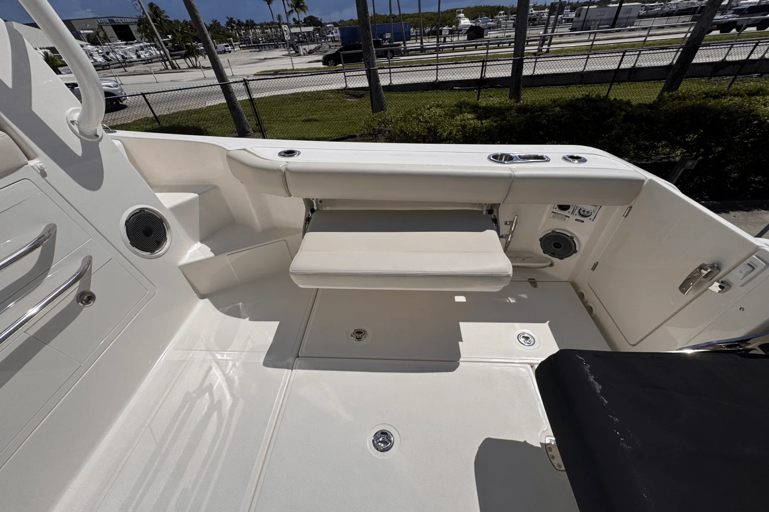 2025 Boston Whaler 405 Conquest Image Thumbnail #10