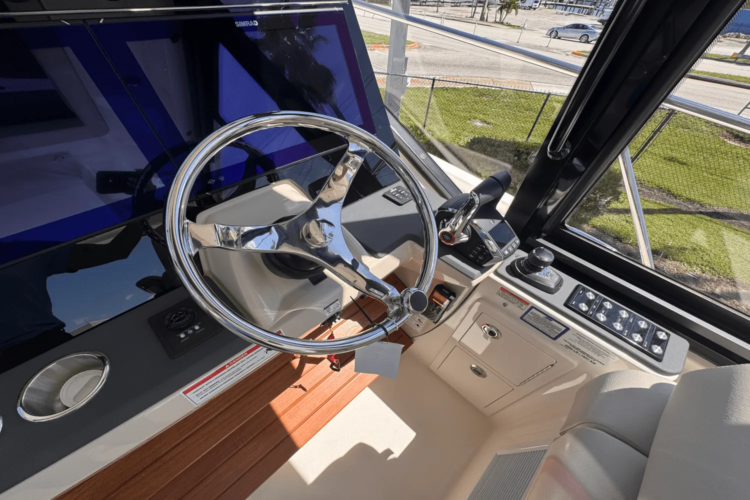 2025 Boston Whaler 405 Conquest Image Thumbnail #25