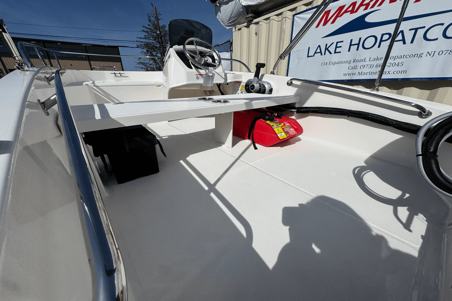 2025 Boston Whaler 130 Super Sport Image Thumbnail #6