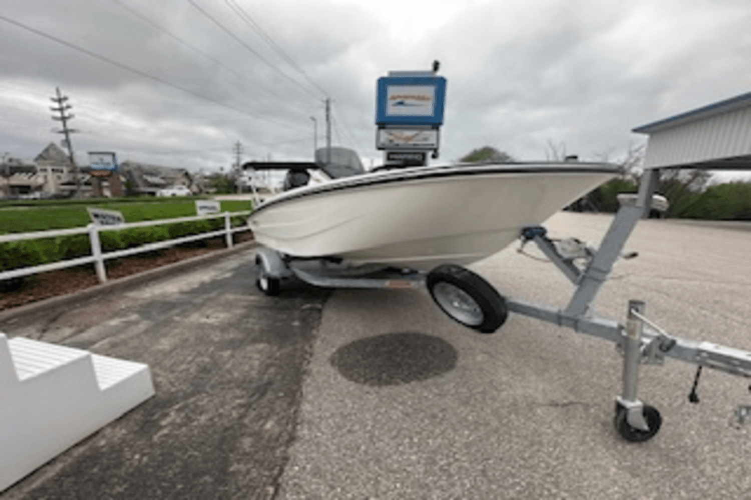2025 Boston Whaler 130 Super Sport Image Thumbnail #1