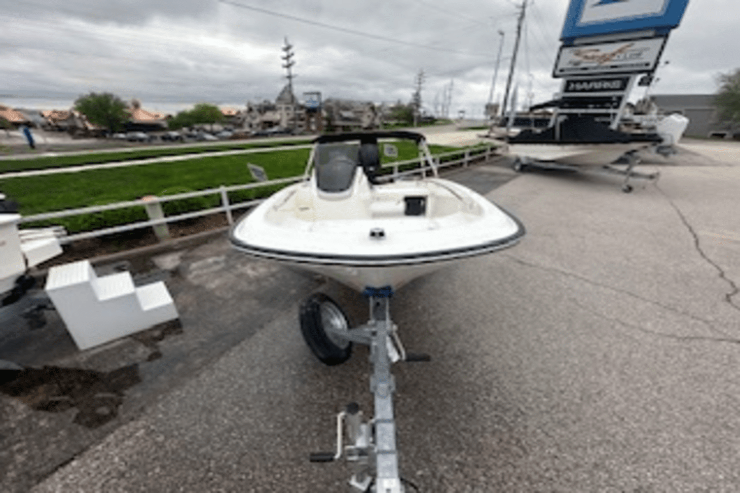 2025 Boston Whaler 130 Super Sport Image Thumbnail #2