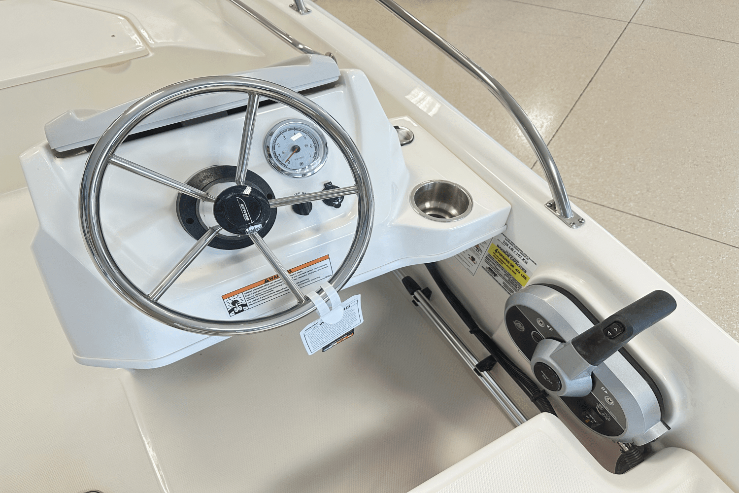 2025 Boston Whaler 130 Super Sport Image Thumbnail #6