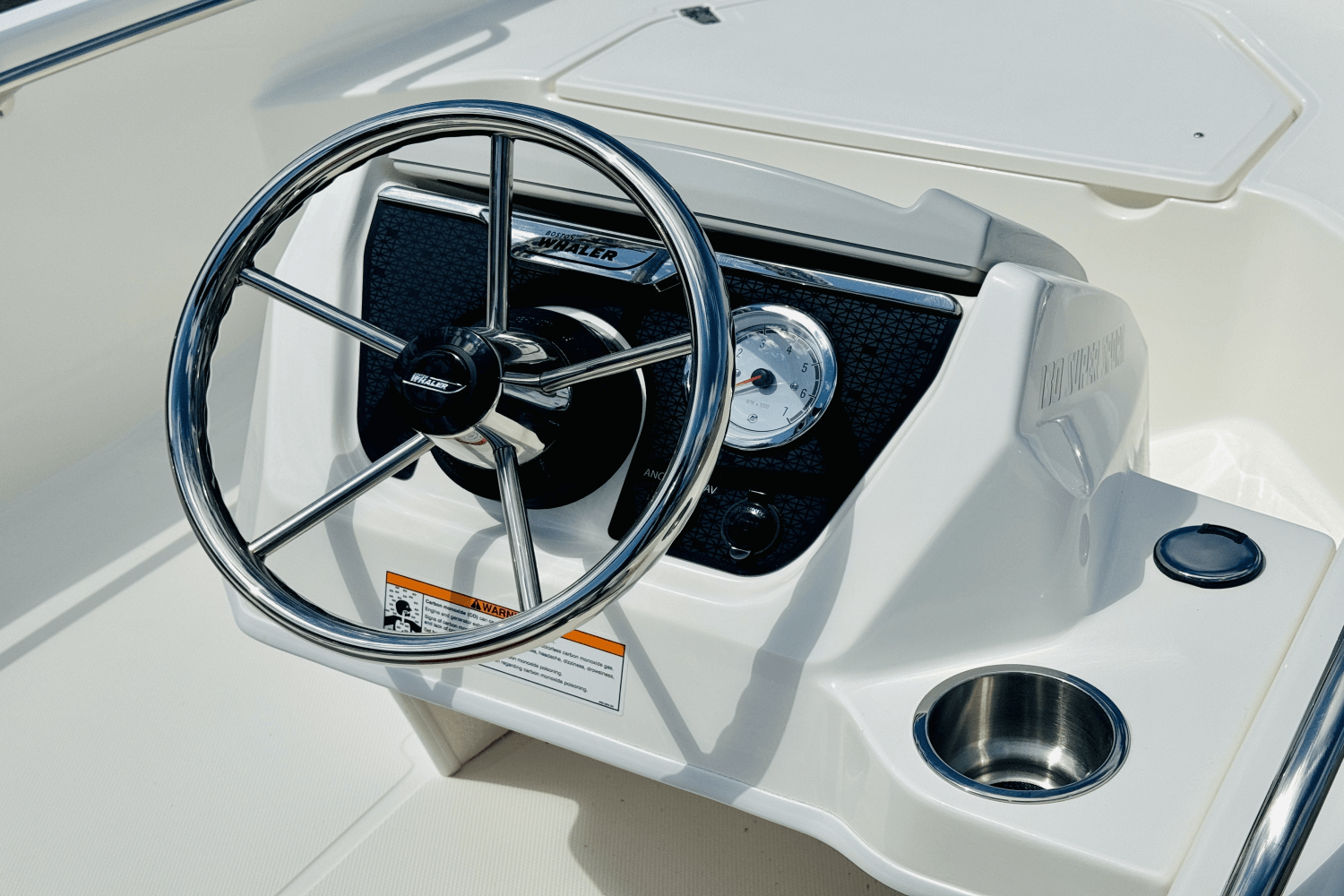 2025 Boston Whaler 130 Super Sport Image Thumbnail #18