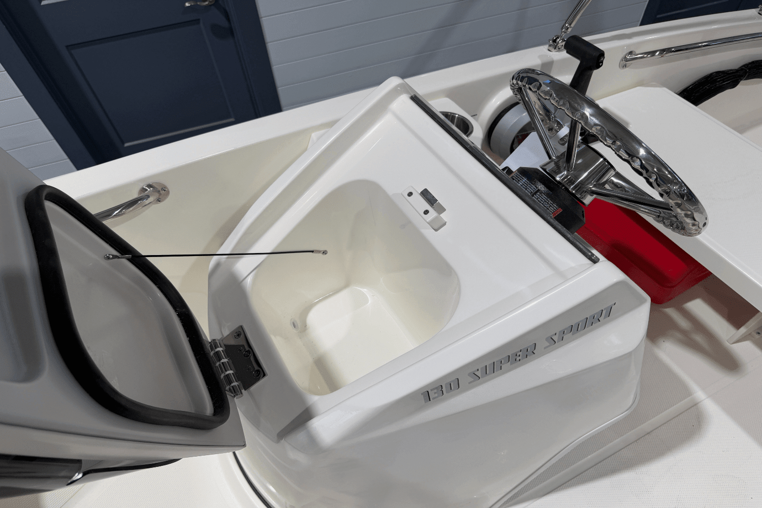 2025 Boston Whaler 130 Super Sport Image Thumbnail #12