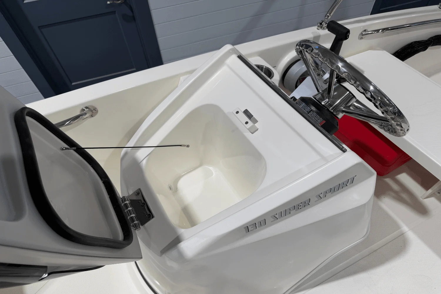 2025 Boston Whaler 130 Super Sport Image Thumbnail #12