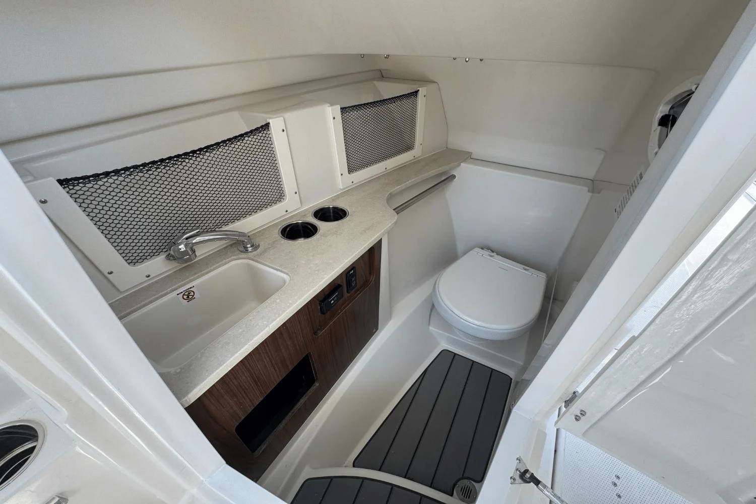 2025 Sailfish 245 DC Image Thumbnail #25