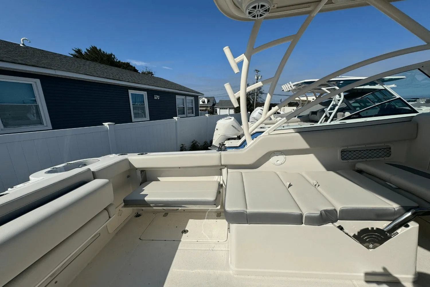 2025 Sailfish 245 DC Image Thumbnail #16