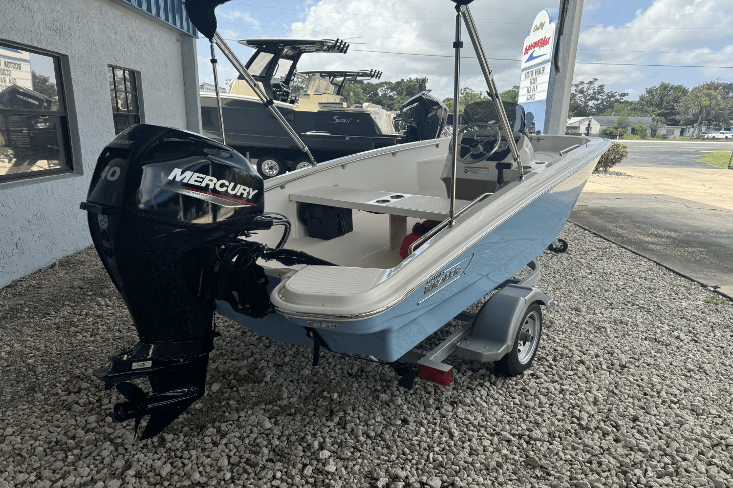 2025 Boston Whaler 130 Super Sport Image Thumbnail #3