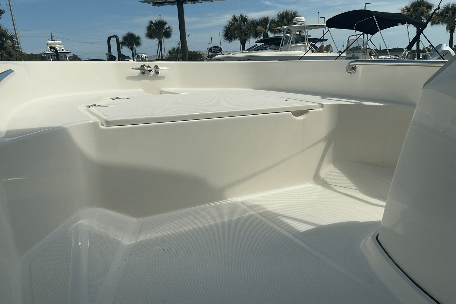 2025 Boston Whaler 130 Super Sport Image Thumbnail #6