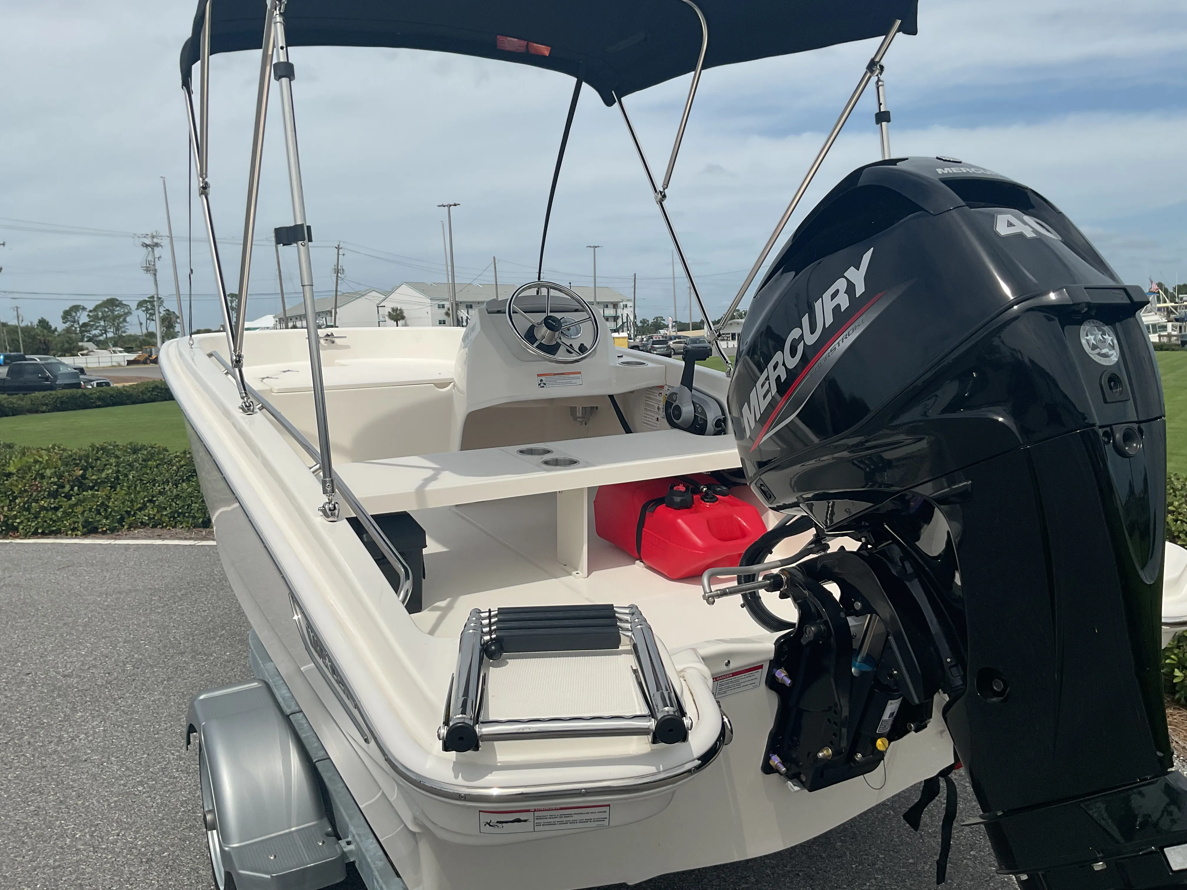 2025 Boston Whaler 130 Super Sport Image Thumbnail #15