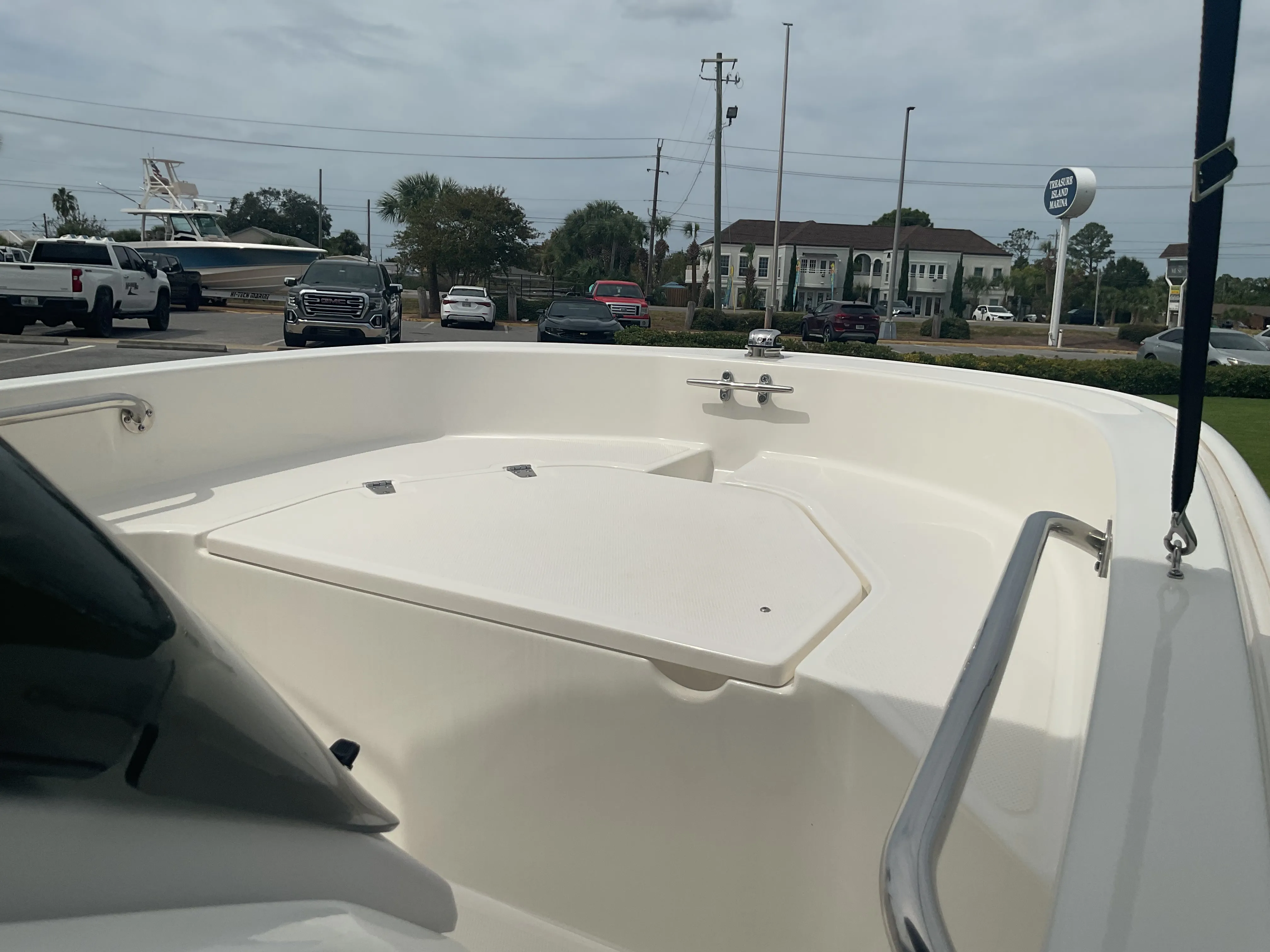 2025 Boston Whaler 130 Super Sport Image Thumbnail #10