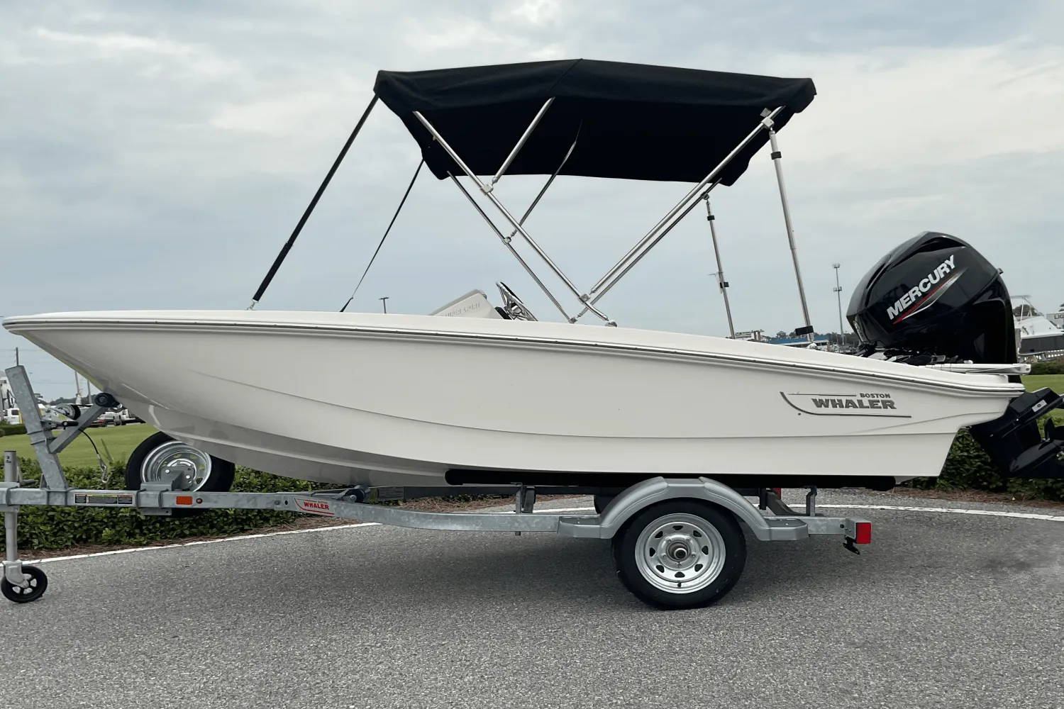 2025 Boston Whaler 130 Super Sport Image Thumbnail #0