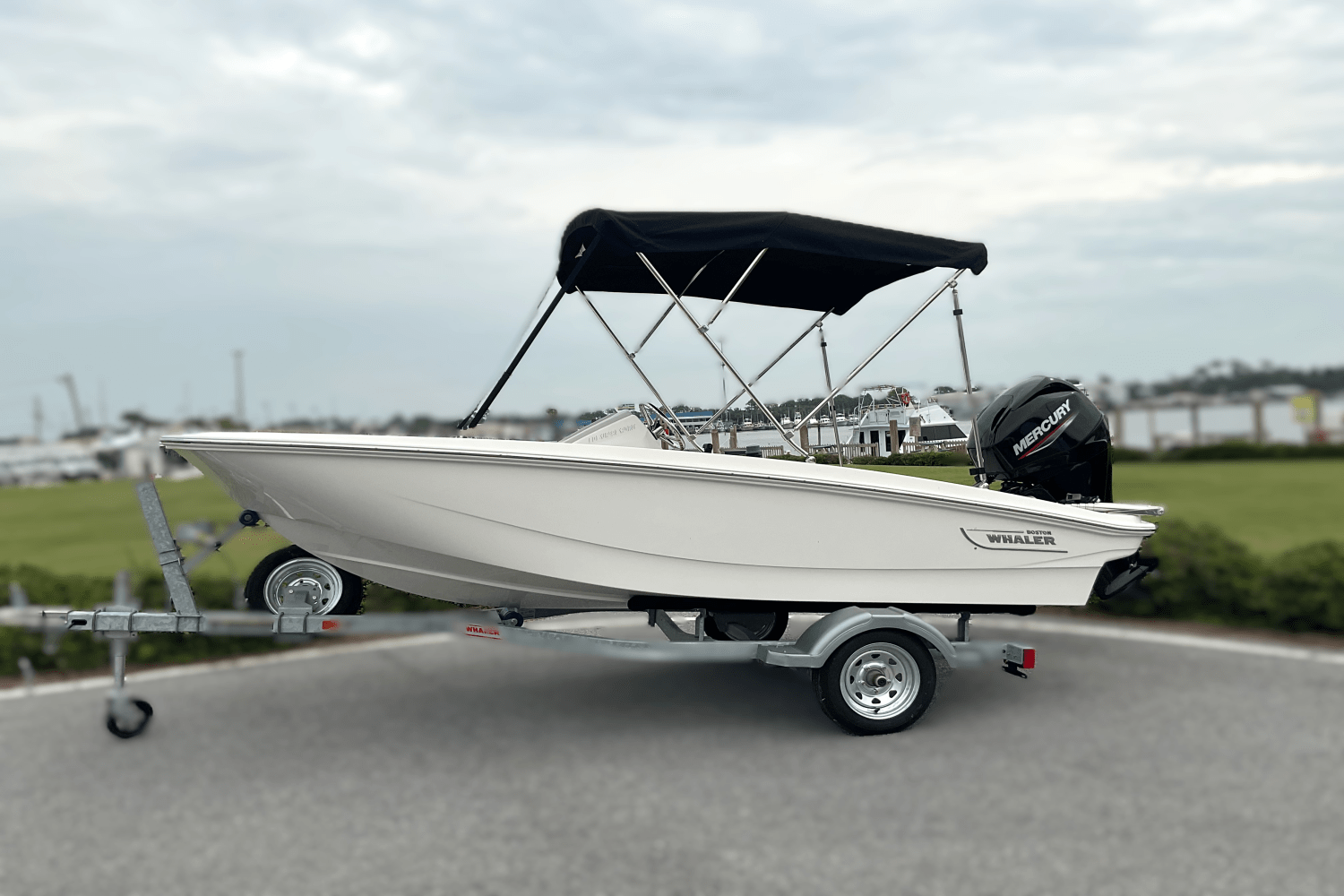 2025 Boston Whaler 130 Super Sport Image Thumbnail #1