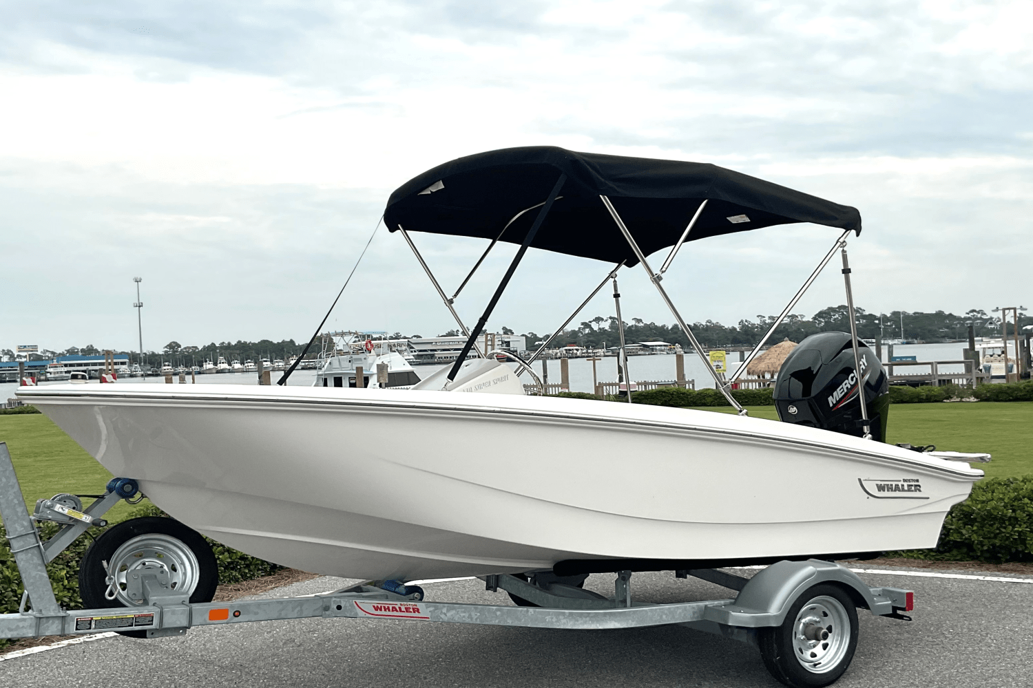 2025 Boston Whaler 130 Super Sport Image Thumbnail #3