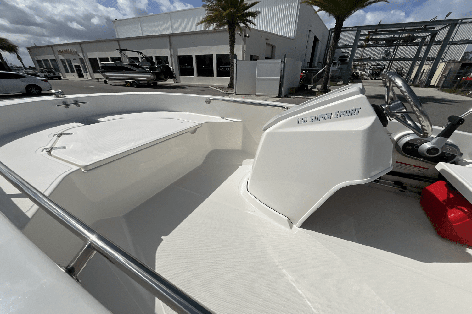 2025 Boston Whaler 130 Super Sport Image Thumbnail #10