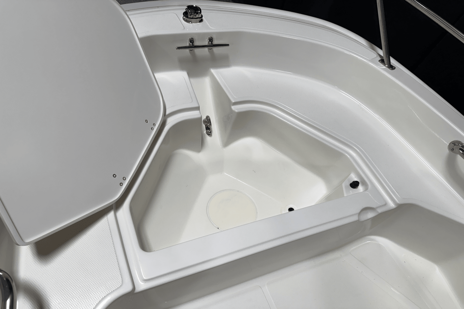 2025 Boston Whaler 130 Super Sport Image Thumbnail #24
