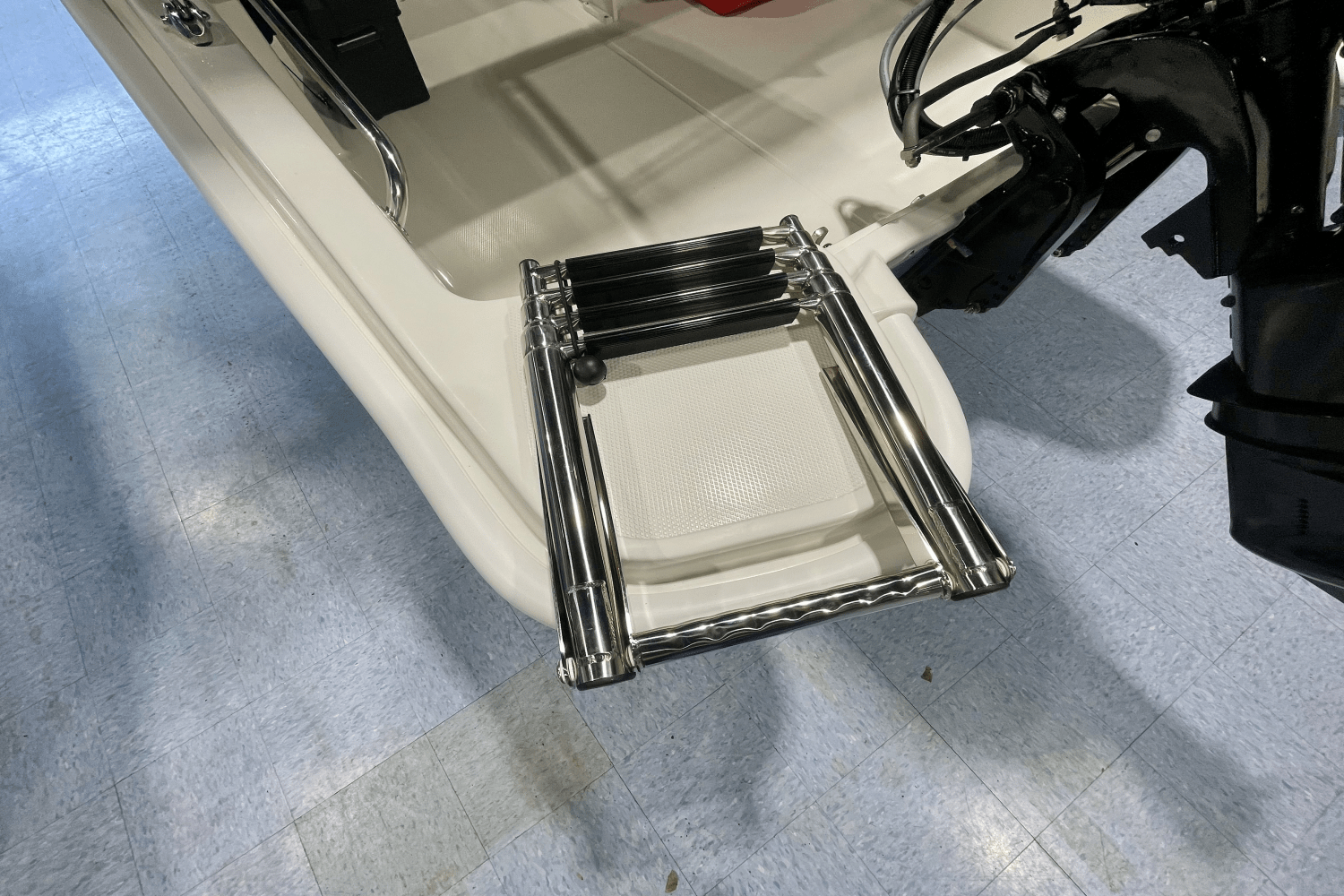 2025 Boston Whaler 130 Super Sport Image Thumbnail #3