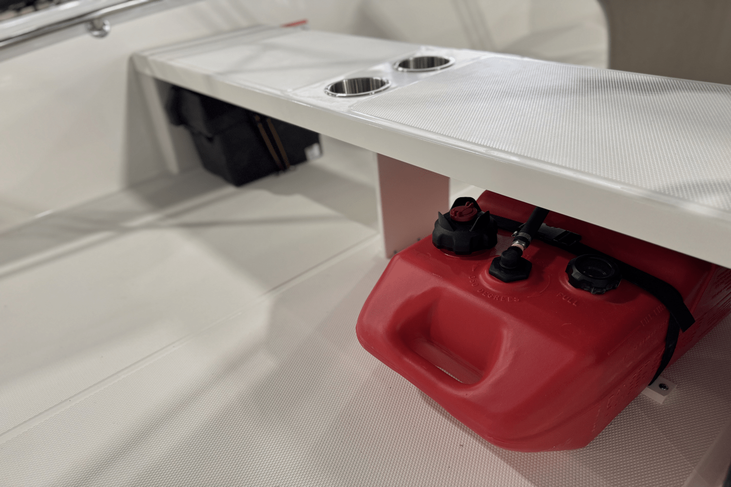 2025 Boston Whaler 130 Super Sport Image Thumbnail #12