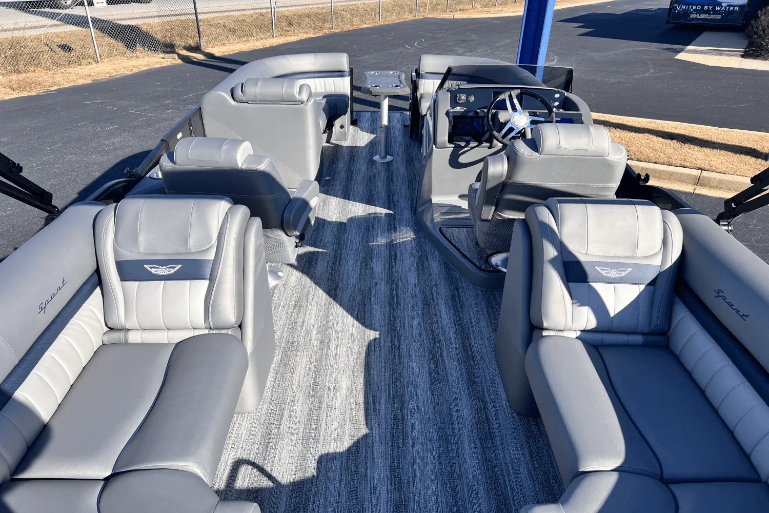 2025 Bennington 23LXS Image Thumbnail #18
