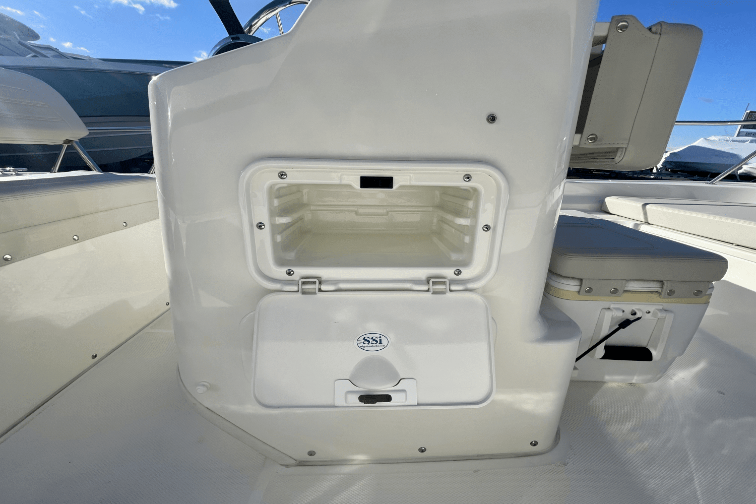 2019 Boston Whaler 150 Montauk Image Thumbnail #10