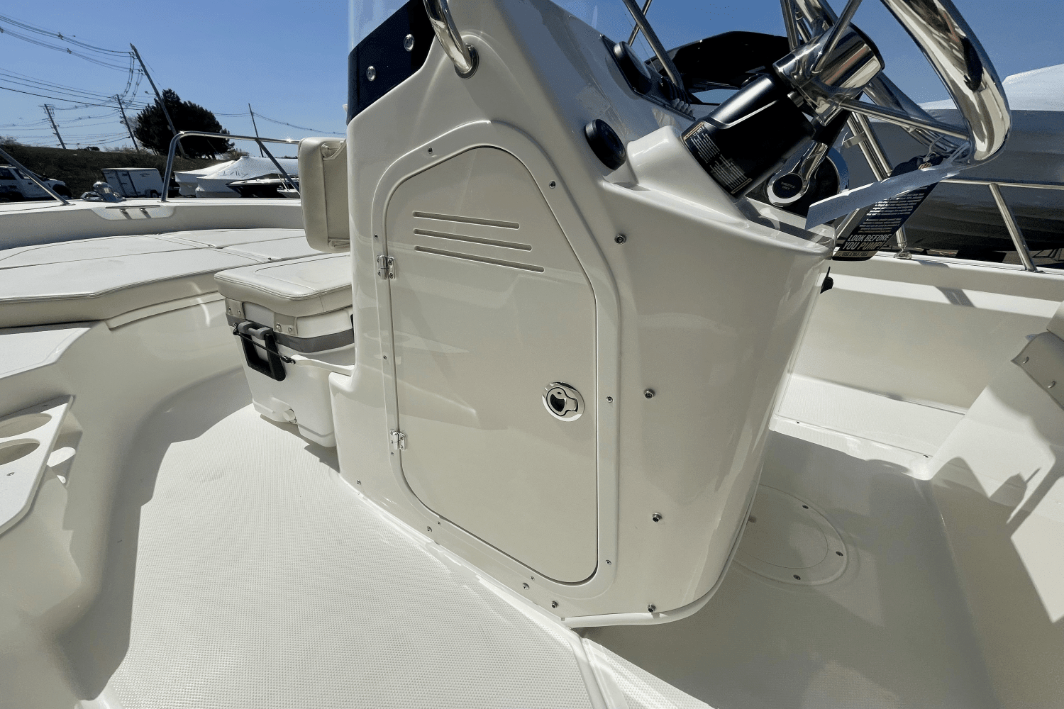 2025 Boston Whaler 170 Montauk Image Thumbnail #12