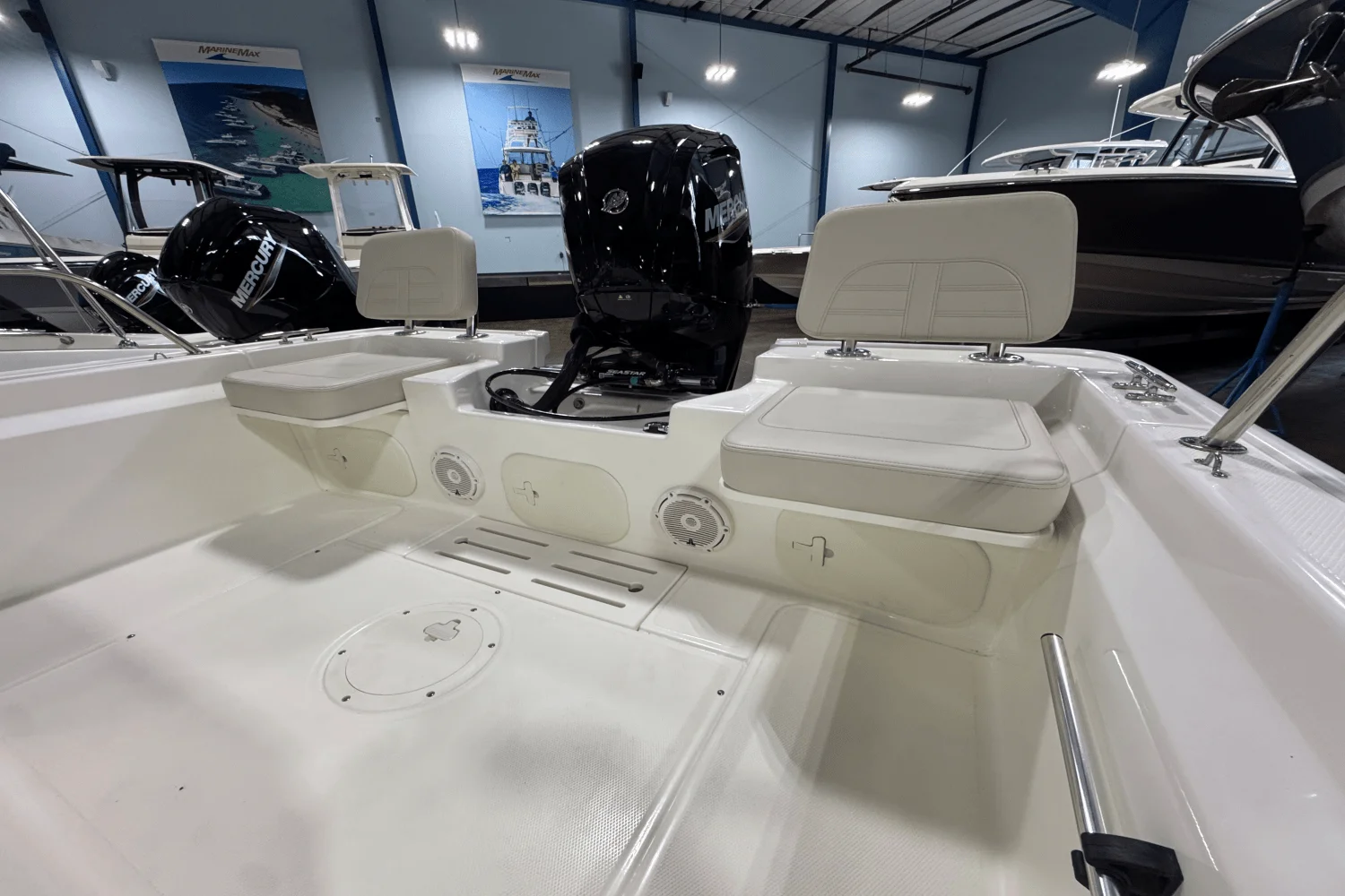 2025 Boston Whaler 170 Montauk Image Thumbnail #5