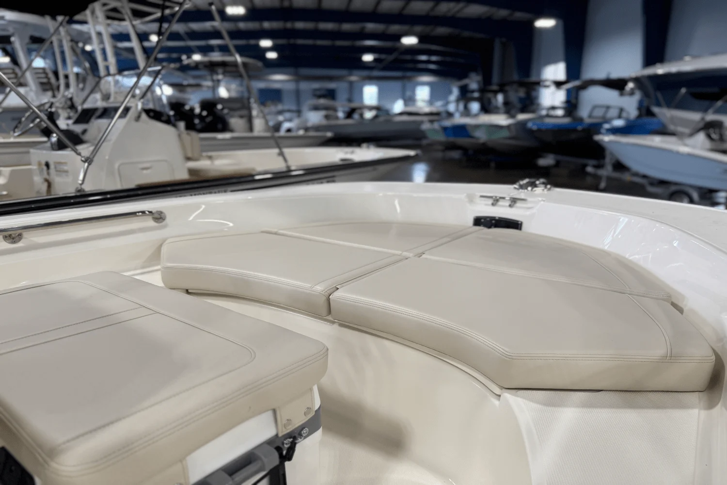 2025 Boston Whaler 170 Montauk Image Thumbnail #10