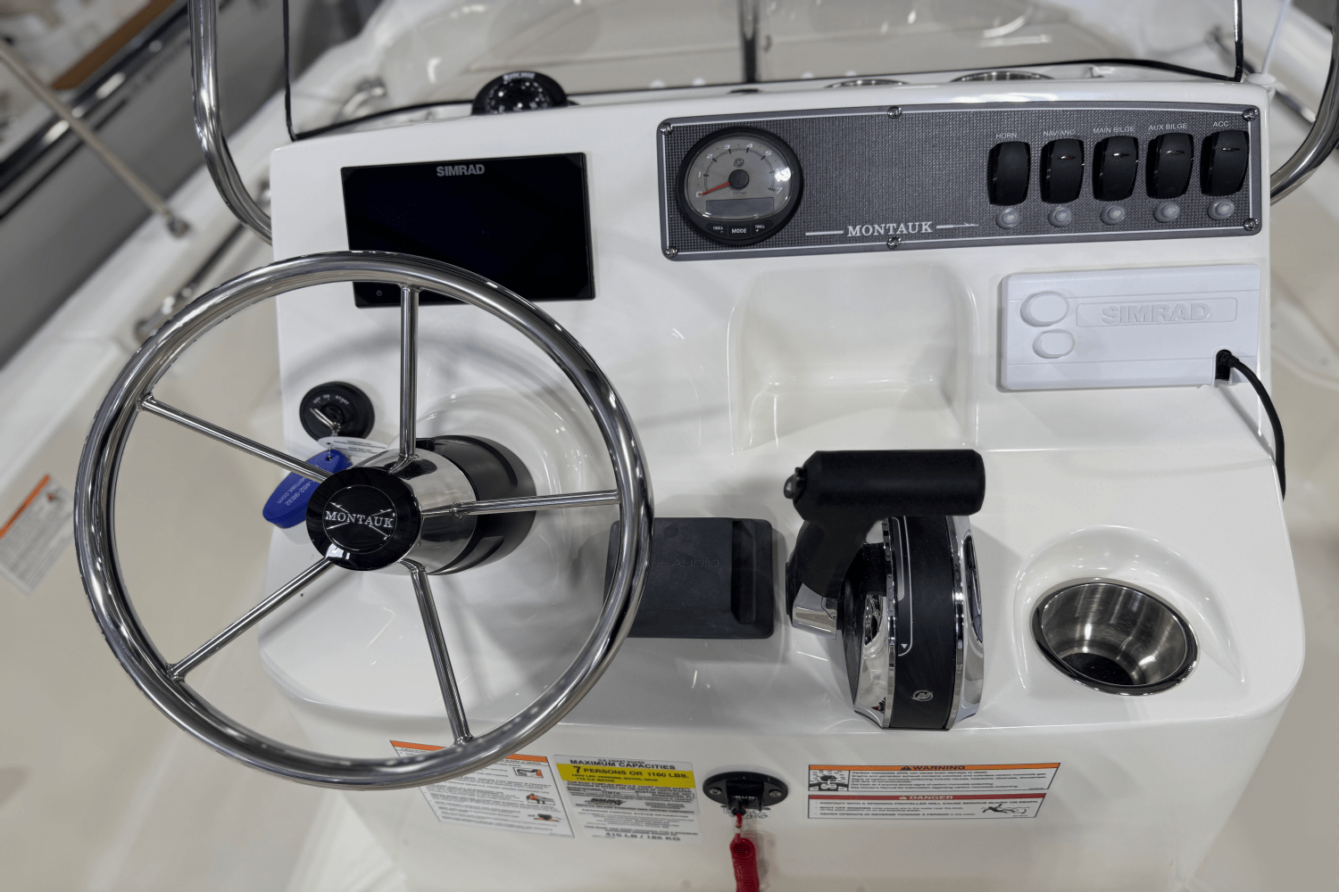 2025 Boston Whaler 170 Montauk Image Thumbnail #9