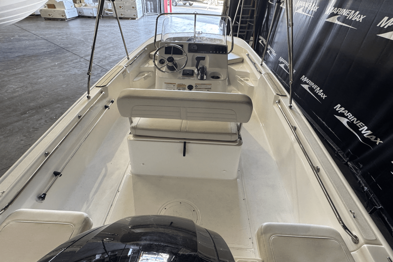 2025 Boston Whaler 170 Montauk Image Thumbnail #9