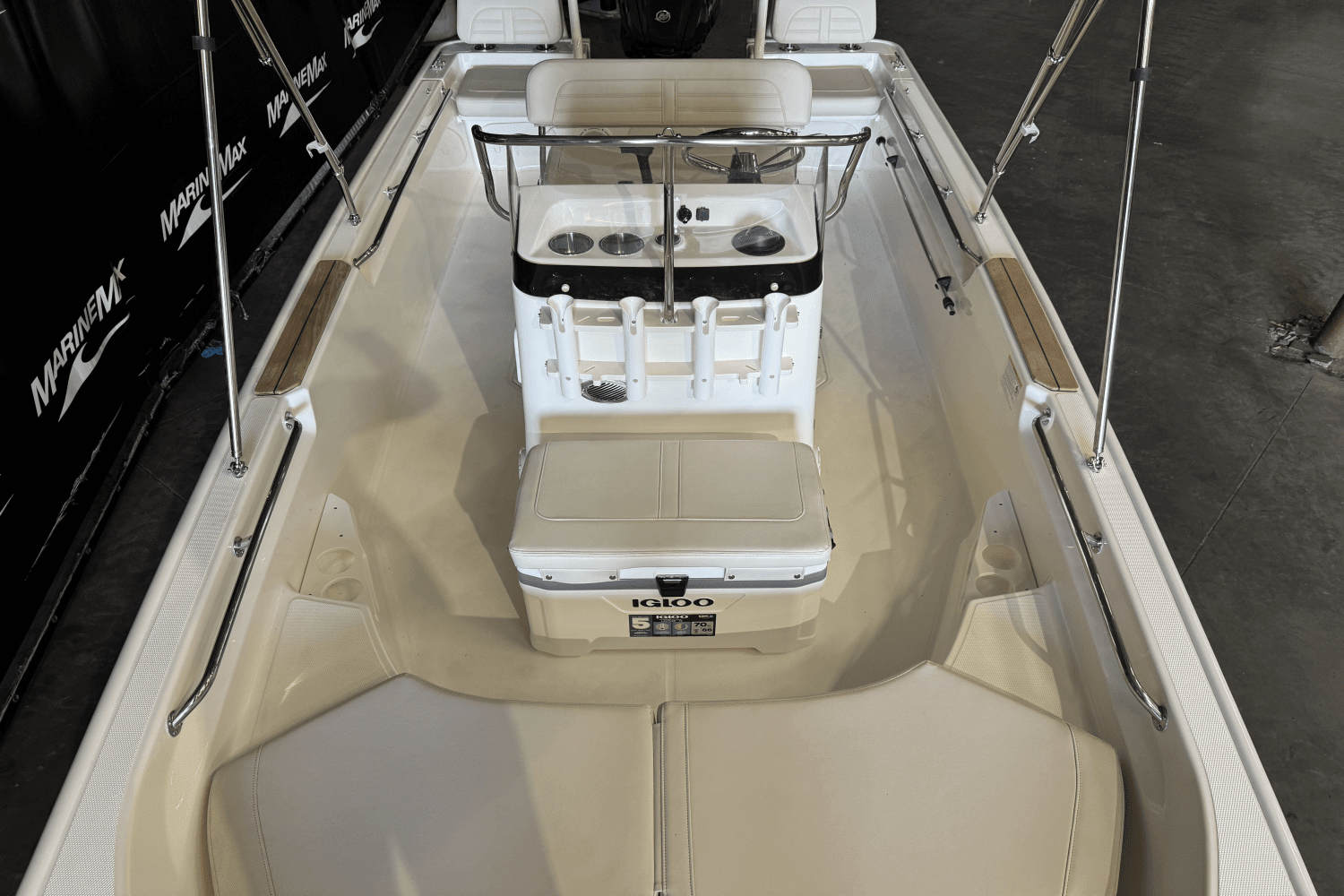 2025 Boston Whaler 170 Montauk Image Thumbnail #19