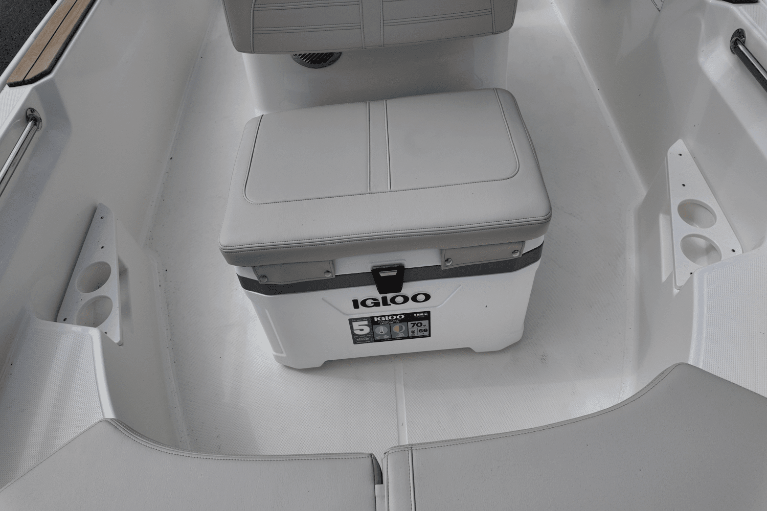 2025 Boston Whaler 170 Montauk Image Thumbnail #12