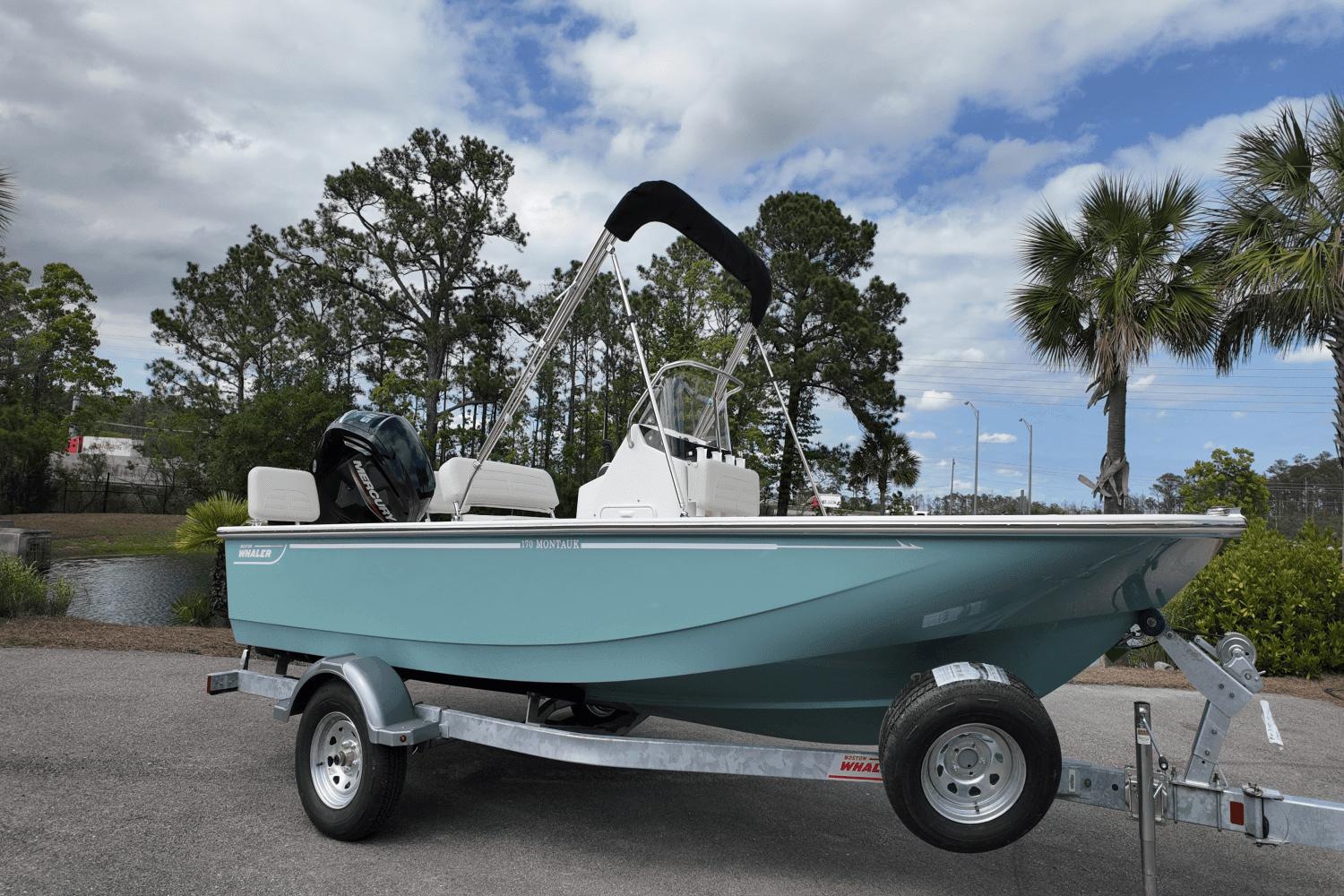 2025 Boston Whaler 170 Montauk Image Thumbnail #1