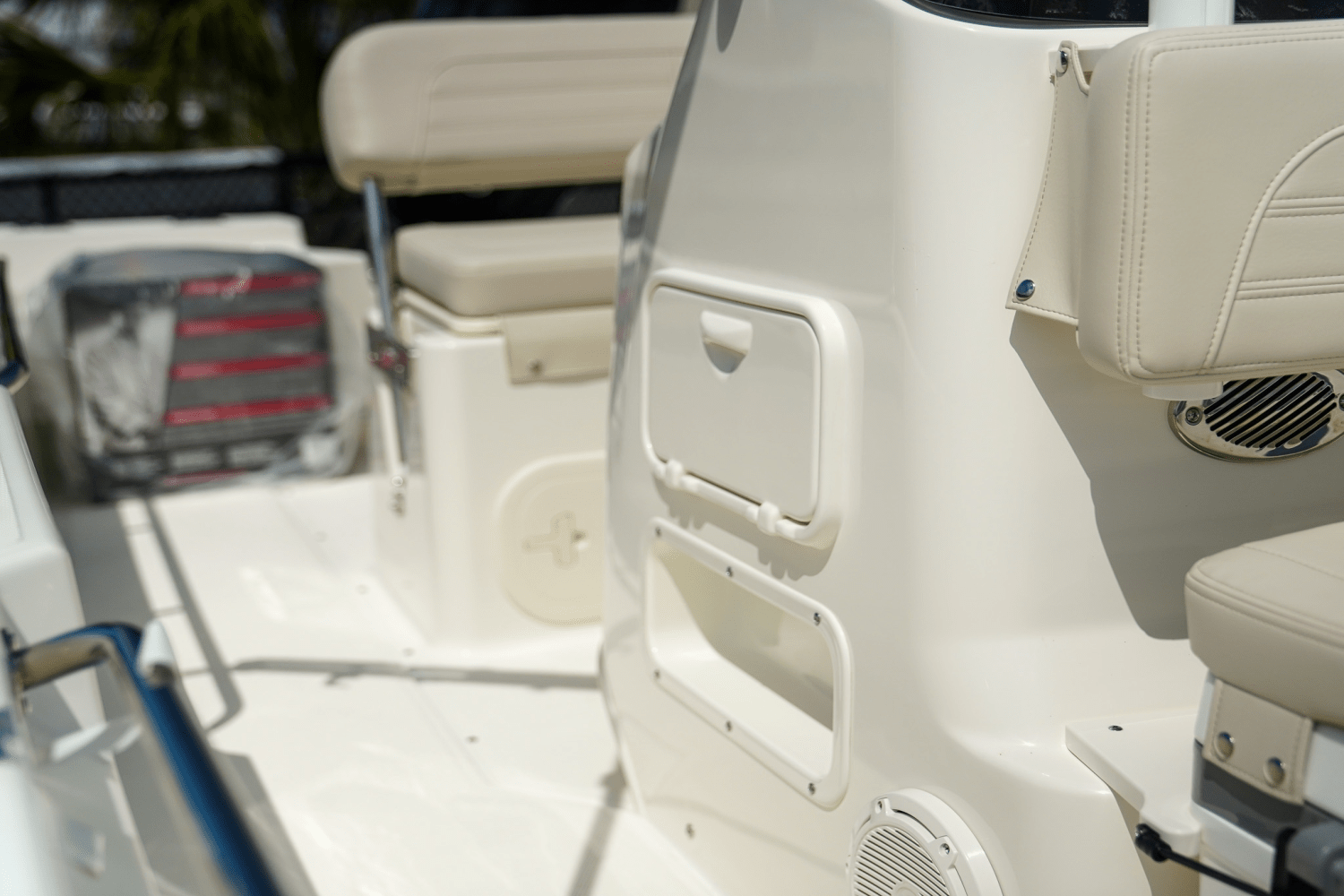 2025 Boston Whaler 170 Montauk Image Thumbnail #7