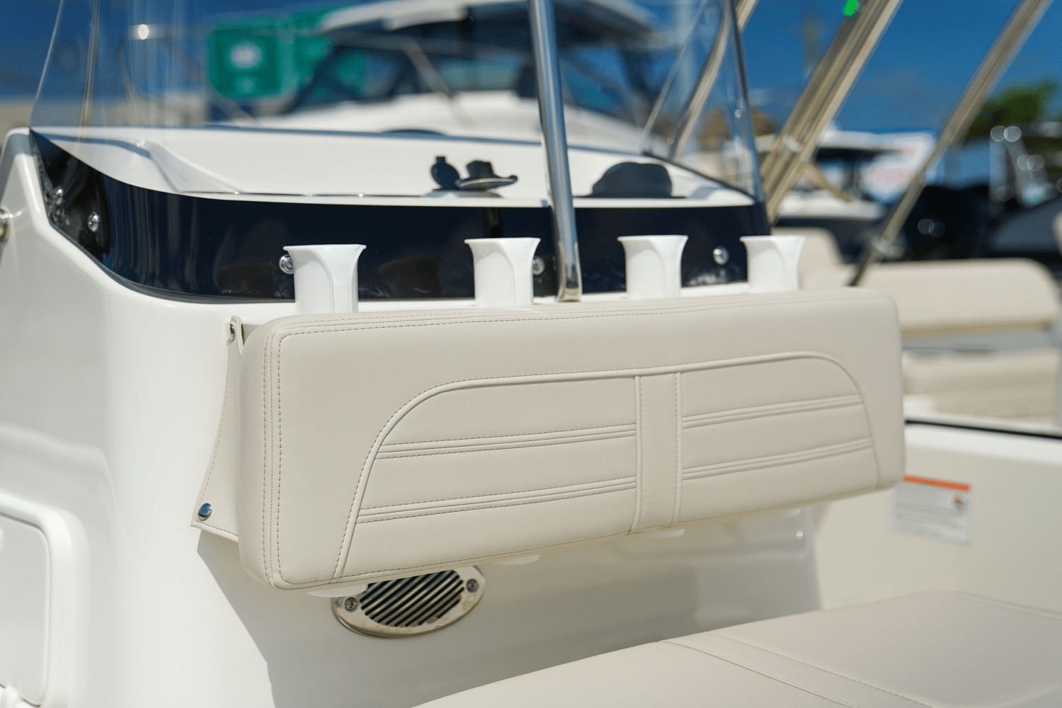2025 Boston Whaler 170 Montauk Image Thumbnail #6