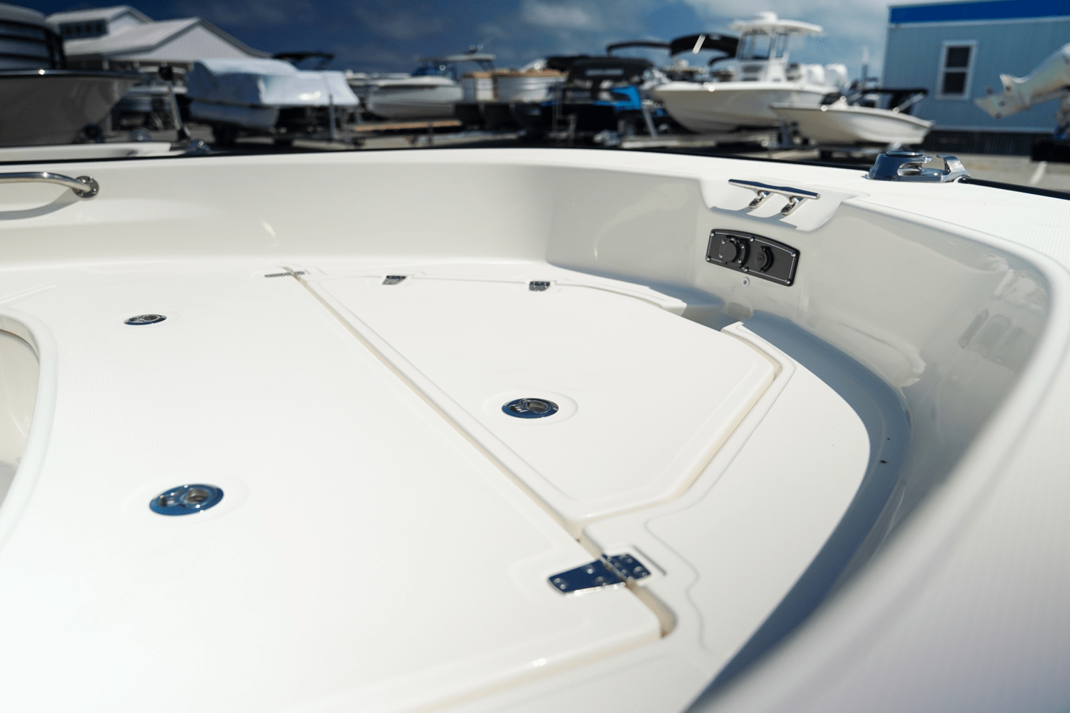 2025 Boston Whaler 170 Montauk Image Thumbnail #10