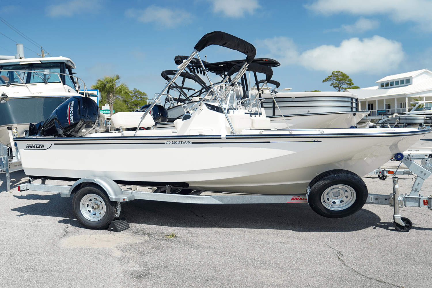 2025 Boston Whaler 170 Montauk Image Thumbnail #0