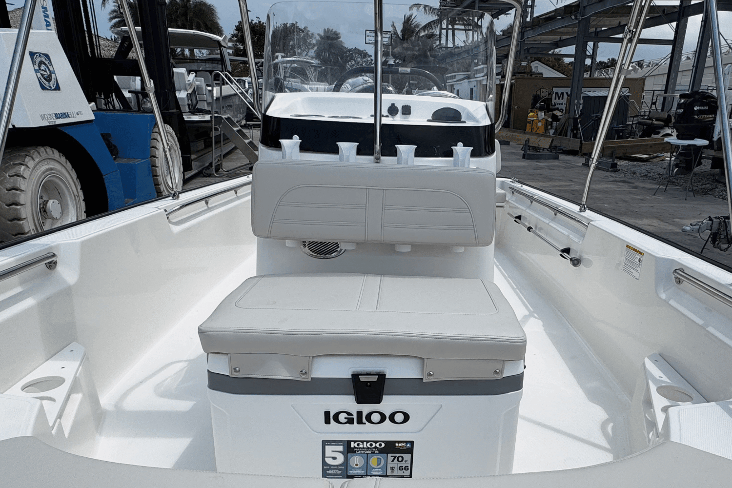 2025 Boston Whaler 170 Montauk Image Thumbnail #5