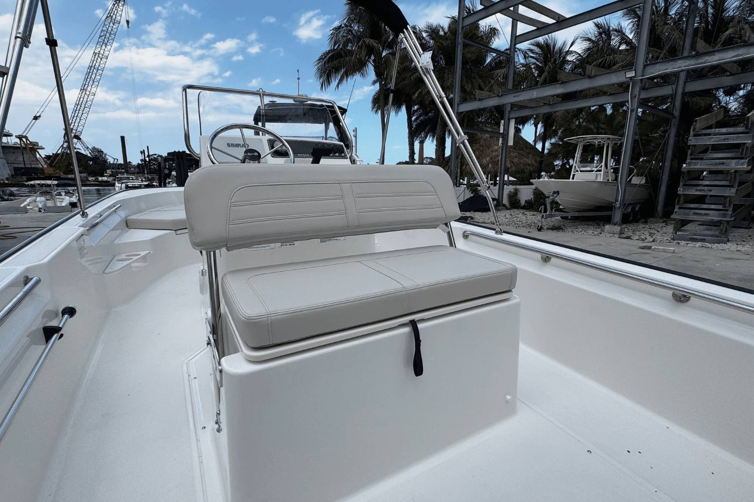 2025 Boston Whaler 170 Montauk Image Thumbnail #6