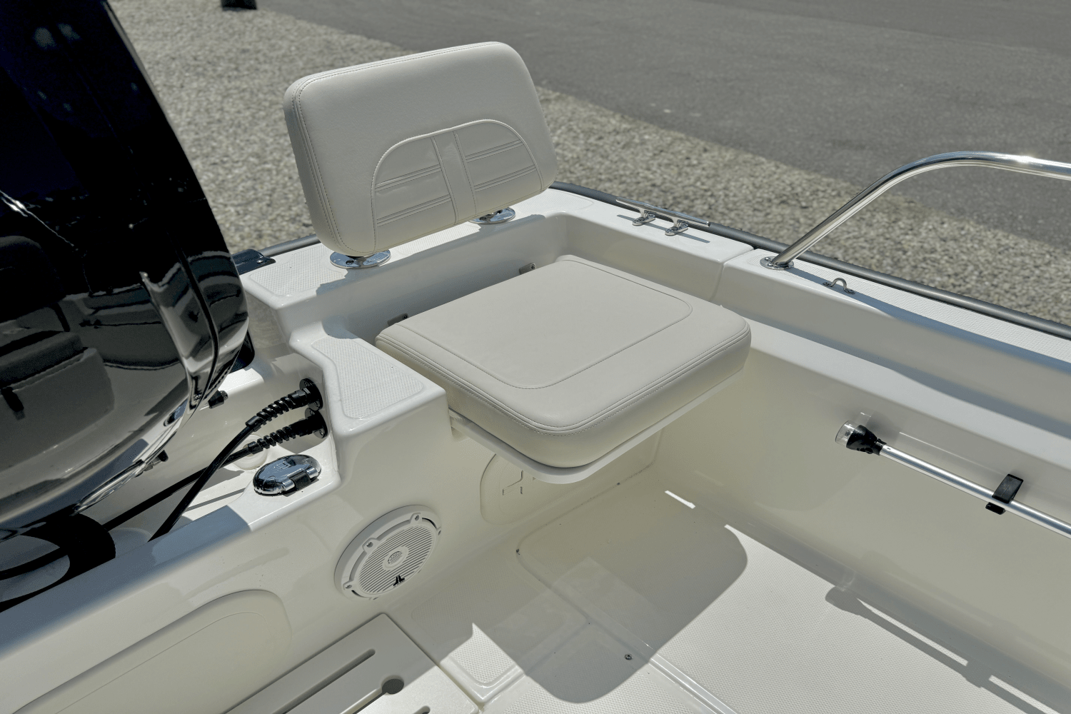 2025 Boston Whaler 170 Montauk Image Thumbnail #12