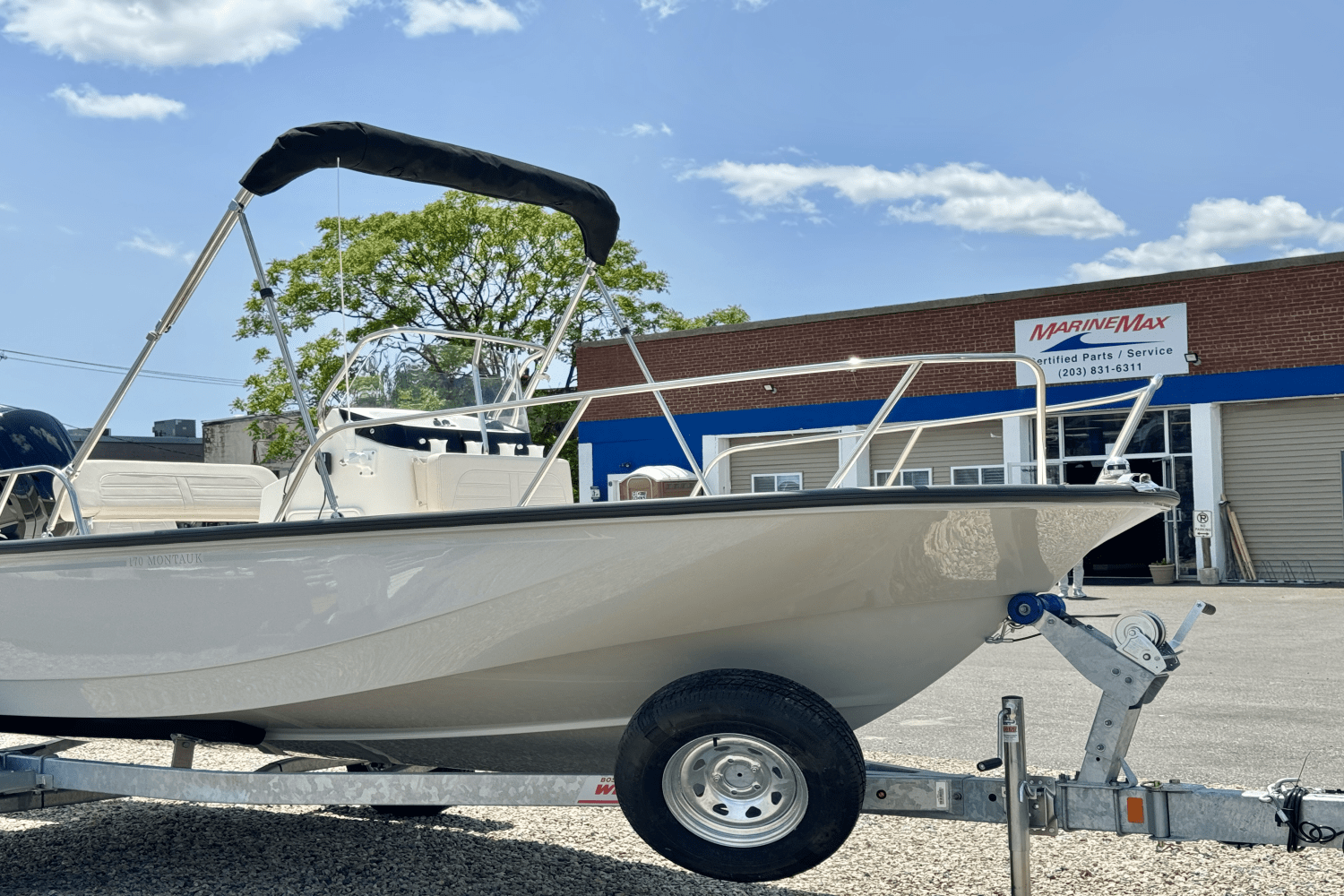 2025 Boston Whaler 170 Montauk Image Thumbnail #4