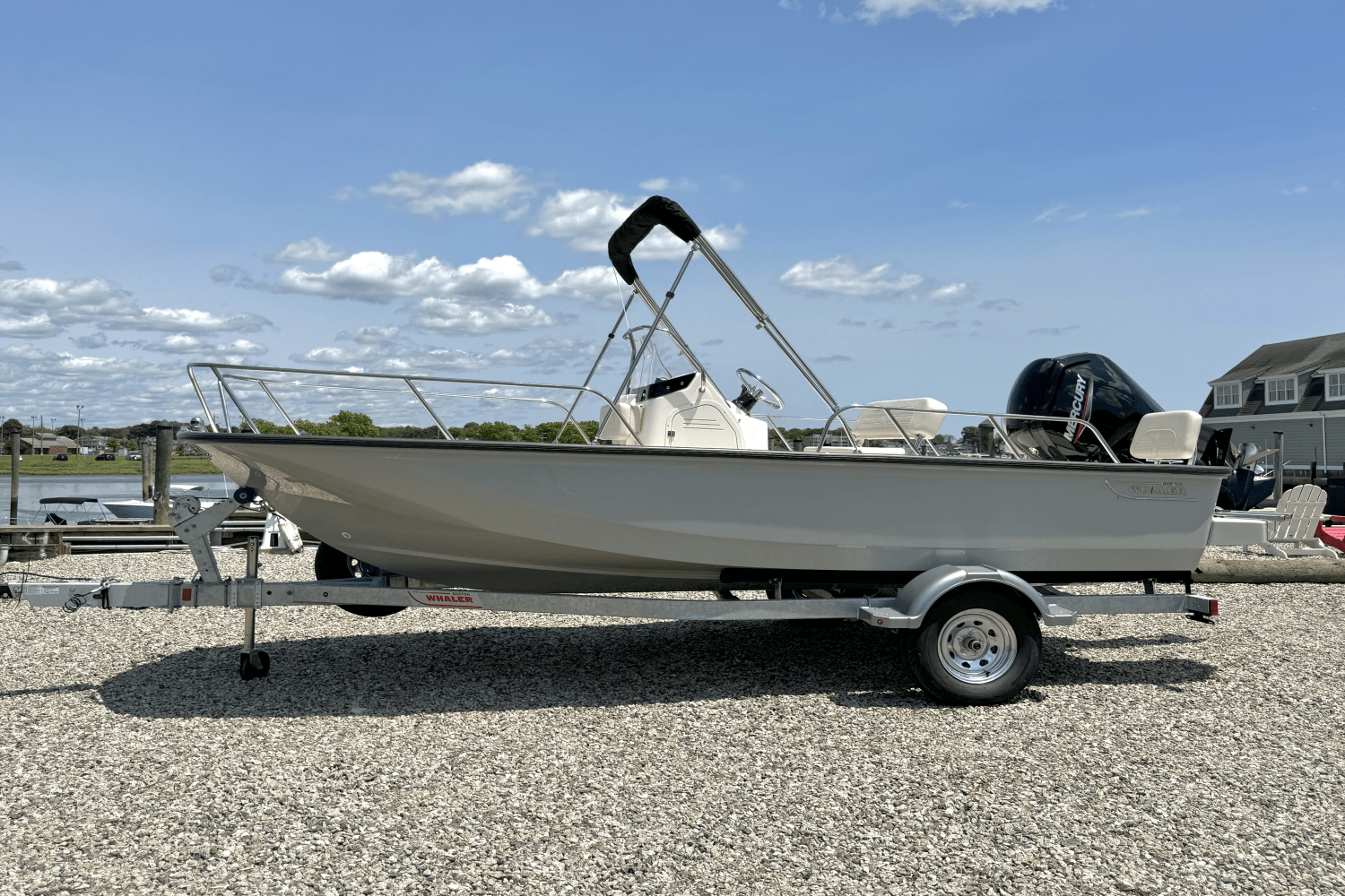 2025 Boston Whaler 170 Montauk Image Thumbnail #3