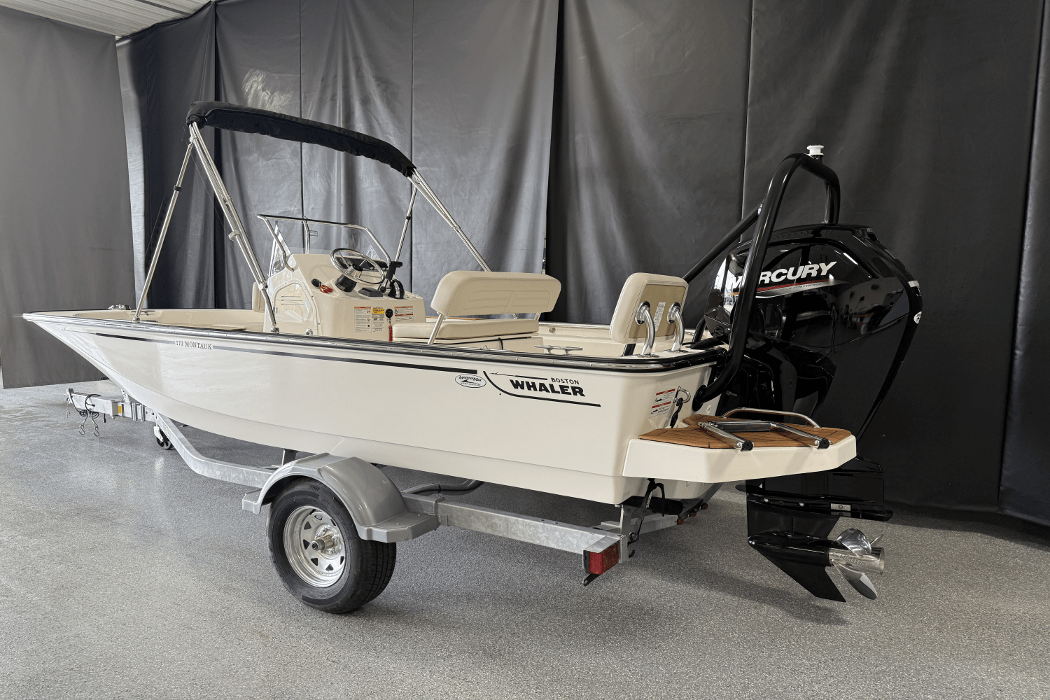 2025 Boston Whaler 170 Montauk Image Thumbnail #2
