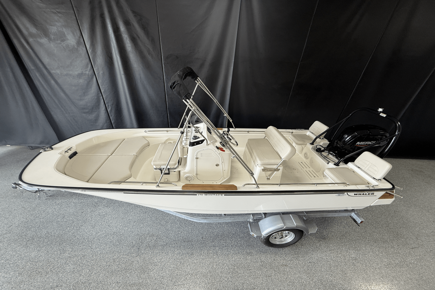 2025 Boston Whaler 170 Montauk Image Thumbnail #3