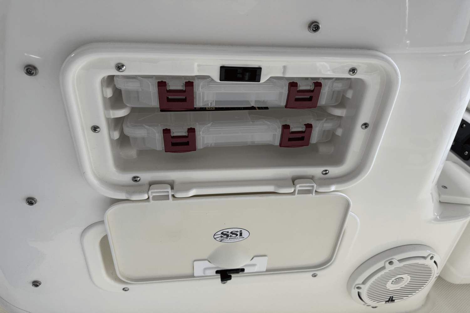 2025 Boston Whaler 170 Montauk Image Thumbnail #38