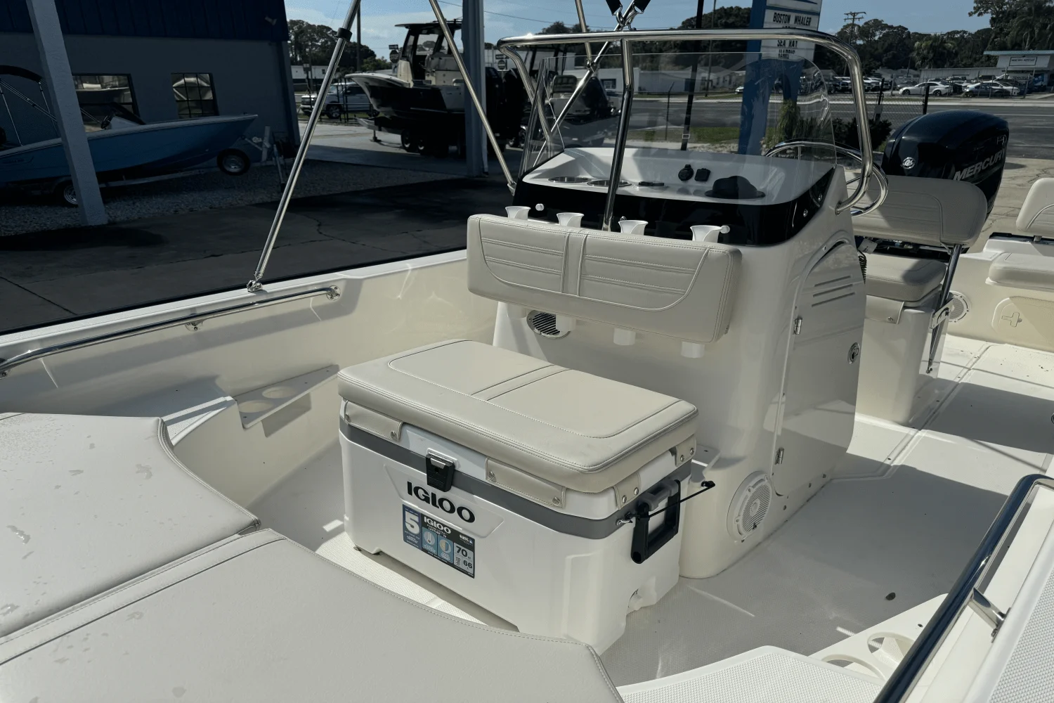 2025 Boston Whaler 170 Montauk Image Thumbnail #12