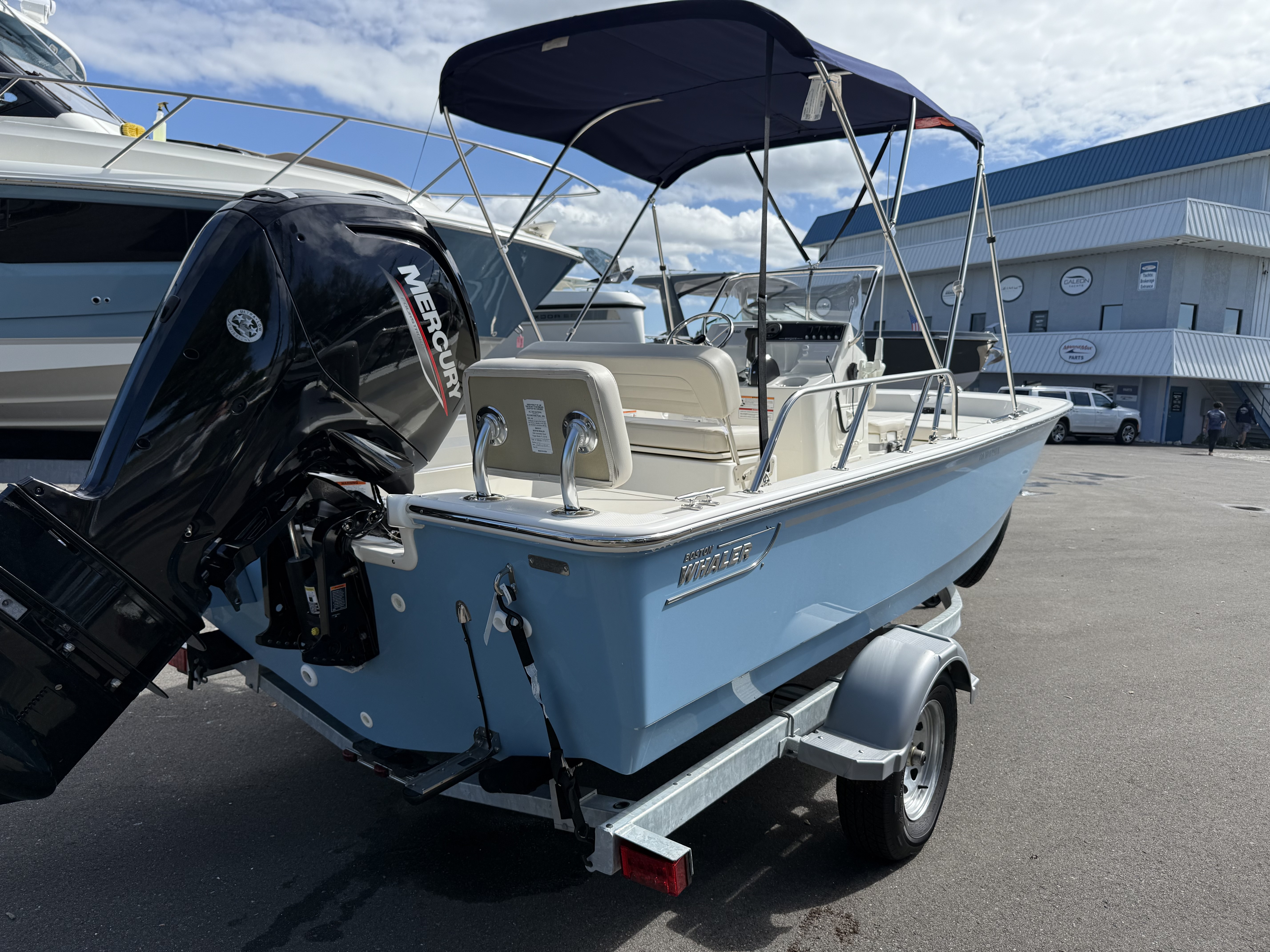 2025 Boston Whaler 170 Montauk Image Thumbnail #8